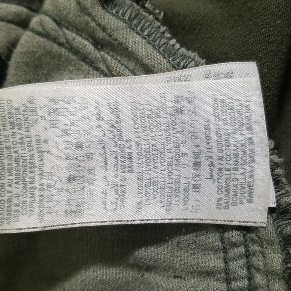 Guess Denim Olive / Army Green Jeans with Lots of Pockets - Picture 13 of 14